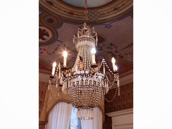 Lampadario a paniere in vetro e metallo  - Asta Un'antica dimora marchigiana: Arredi antichi e Arte contemporanea - Associazione Nazionale - Case d'Asta italiane