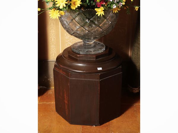 Coppia di basi per sculture in legno tenero  - Asta Un'antica dimora marchigiana: Arredi antichi e Arte contemporanea - Associazione Nazionale - Case d'Asta italiane