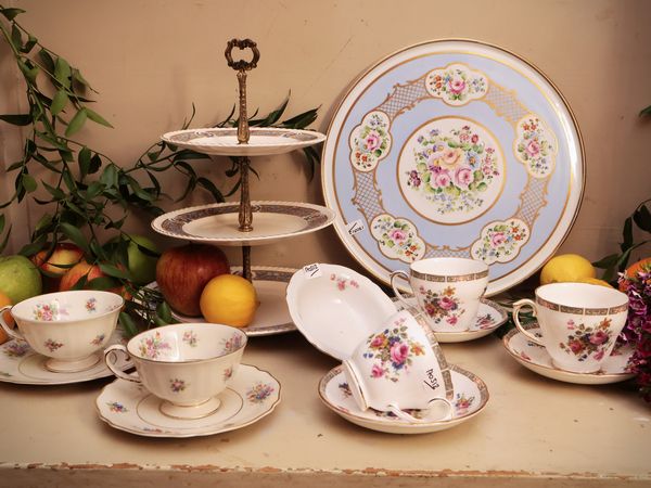 Accessori per servire dessert  - Asta Un'antica dimora marchigiana: Arredi antichi e Arte contemporanea - Associazione Nazionale - Case d'Asta italiane