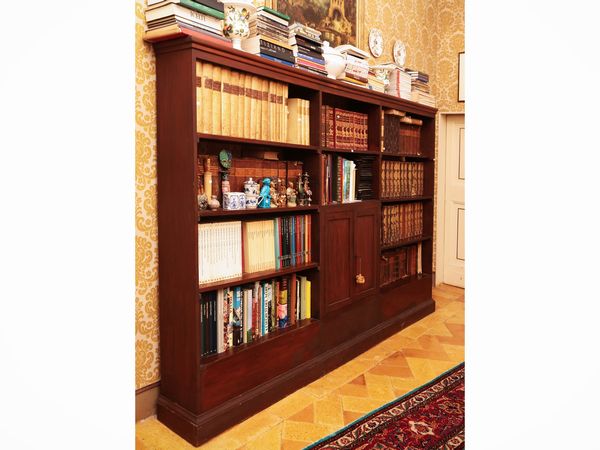 Libreria in legno tenero  - Asta Un'antica dimora marchigiana: Arredi antichi e Arte contemporanea - Associazione Nazionale - Case d'Asta italiane