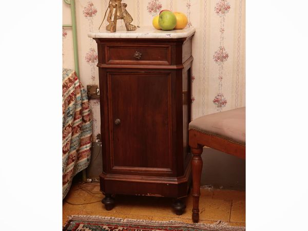 Complementi di arredo d'epoca  - Asta Un'antica dimora marchigiana: Arredi antichi e Arte contemporanea - Associazione Nazionale - Case d'Asta italiane