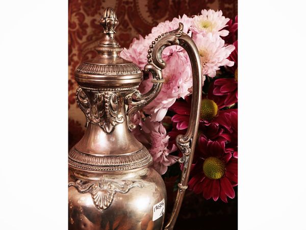 Servizio da t e caff in argento  - Asta Un'antica dimora marchigiana: Arredi antichi e Arte contemporanea - Associazione Nazionale - Case d'Asta italiane