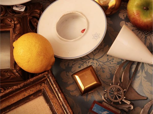 Curiosit  - Asta Un'antica dimora marchigiana: Arredi antichi e Arte contemporanea - Associazione Nazionale - Case d'Asta italiane