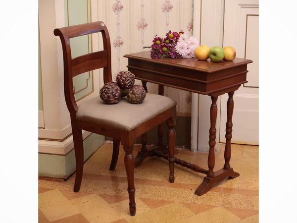 Piccoli complementi di arredo d'epoca  - Asta Un'antica dimora marchigiana: Arredi antichi e Arte contemporanea - Associazione Nazionale - Case d'Asta italiane