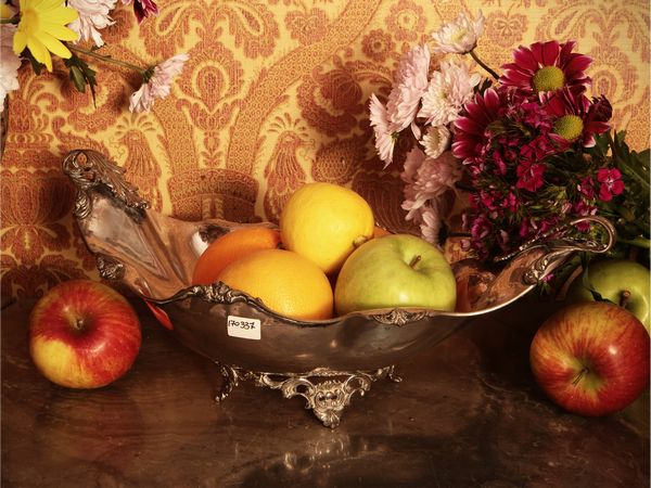 Centrotavola a navicella in argento  - Asta Un'antica dimora marchigiana: Arredi antichi e Arte contemporanea - Associazione Nazionale - Case d'Asta italiane