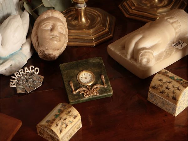 Miscellanea di curiosit�  - Asta Un'antica dimora marchigiana: Arredi antichi e Arte contemporanea - Associazione Nazionale - Case d'Asta italiane