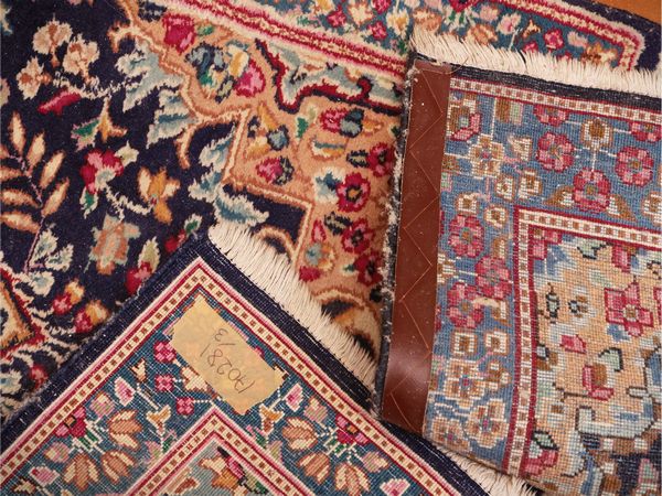 Set di tre tappeti persiani  - Asta Un'antica dimora marchigiana: Arredi antichi e Arte contemporanea - Associazione Nazionale - Case d'Asta italiane