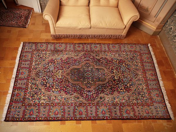 Tappeto persiano  - Asta Un'antica dimora marchigiana: Arredi antichi e Arte contemporanea - Associazione Nazionale - Case d'Asta italiane