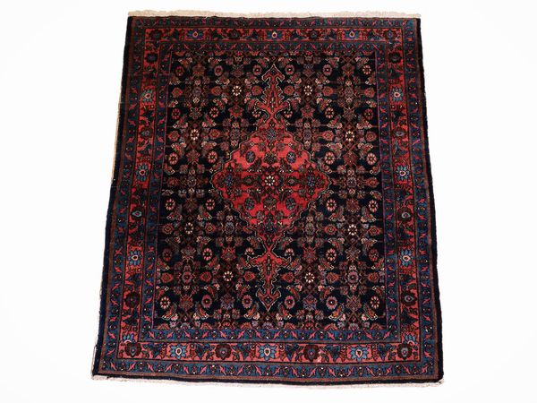 Tappeto persiano  - Asta Un'antica dimora marchigiana: Arredi antichi e Arte contemporanea - Associazione Nazionale - Case d'Asta italiane