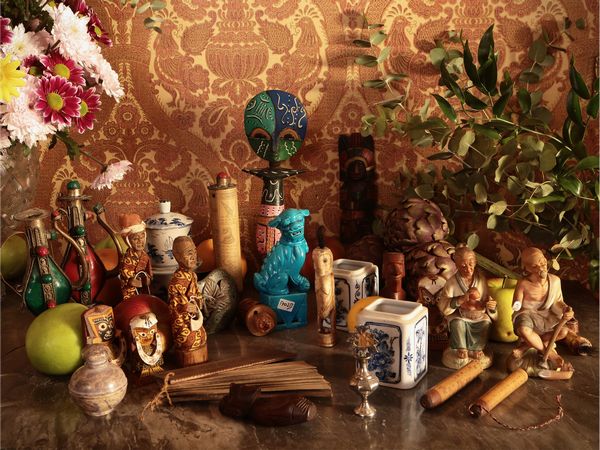 Curiosit esotiche  - Asta Un'antica dimora marchigiana: Arredi antichi e Arte contemporanea - Associazione Nazionale - Case d'Asta italiane