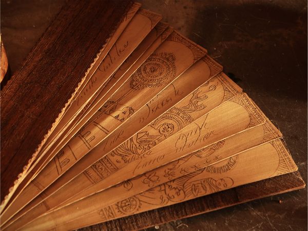 Curiosit esotiche  - Asta Un'antica dimora marchigiana: Arredi antichi e Arte contemporanea - Associazione Nazionale - Case d'Asta italiane