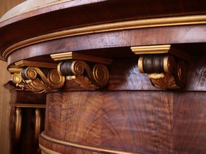 Importante tavolo monumentale da centro  - Asta Un'antica dimora marchigiana: Arredi antichi e Arte contemporanea - Associazione Nazionale - Case d'Asta italiane