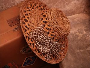 Accessori vintage  - Asta Un'antica dimora marchigiana: Arredi antichi e Arte contemporanea - Associazione Nazionale - Case d'Asta italiane