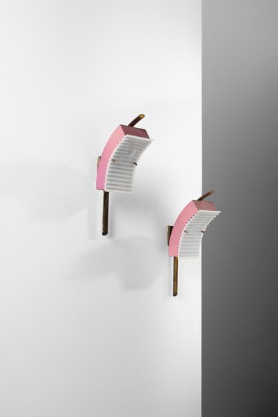 LELII ANGELO (1911 - 1979) : Coppia di appliques per Arredoluce, Monza  - Asta Asta 523 | DESIGN E ARTI DECORATIVE DEL NOVECENTO Tradizionale - Associazione Nazionale - Case d'Asta italiane