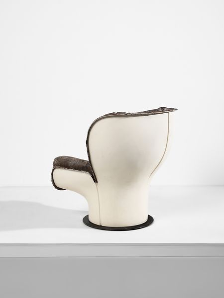 COLOMBO JOE (1930 - 1971) : Poltrona girevole mod. Elda per Comfort, Italia  - Asta Asta 523 | DESIGN E ARTI DECORATIVE DEL NOVECENTO Tradizionale - Associazione Nazionale - Case d'Asta italiane