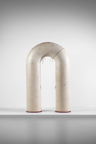 AUTORE IGNOTO : Grande mobile contenitore ad arco  - Asta Asta 523 | DESIGN E ARTI DECORATIVE DEL NOVECENTO Tradizionale - Associazione Nazionale - Case d'Asta italiane