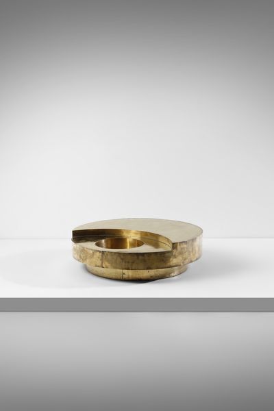 MANIFATTURA ITALIANA : Grande tavolo da salotto con piano girevole  - Asta Asta 523 | DESIGN E ARTI DECORATIVE DEL NOVECENTO Tradizionale - Associazione Nazionale - Case d'Asta italiane