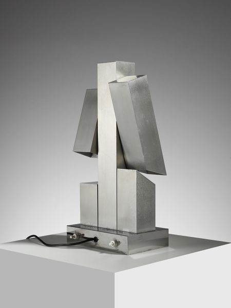 GANDINI INNOCENTO (n. 1941) : Lampada da tavolo-scultura mod. 14098 per Arredoluce, Monza  - Asta Asta 523 | DESIGN E ARTI DECORATIVE DEL NOVECENTO Tradizionale - Associazione Nazionale - Case d'Asta italiane