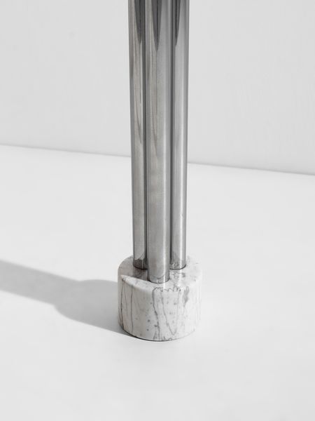 SOTTSASS ETTORE (1917 - 2007) : Tavolo produzione Pierluigi Ghianda, Italia  - Asta Asta 523 | DESIGN E ARTI DECORATIVE DEL NOVECENTO Tradizionale - Associazione Nazionale - Case d'Asta italiane