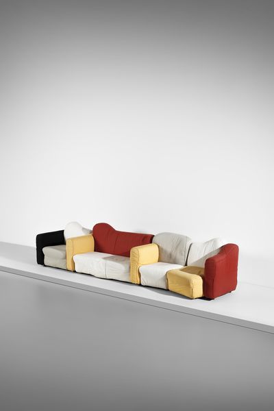 PESCE GAETANO (1939 - 2024) : Serie di sedute dal disegno informale mod. Cannaregio (4 moduli) per Cassina, Meda  - Asta Asta 523 | DESIGN E ARTI DECORATIVE DEL NOVECENTO Tradizionale - Associazione Nazionale - Case d'Asta italiane