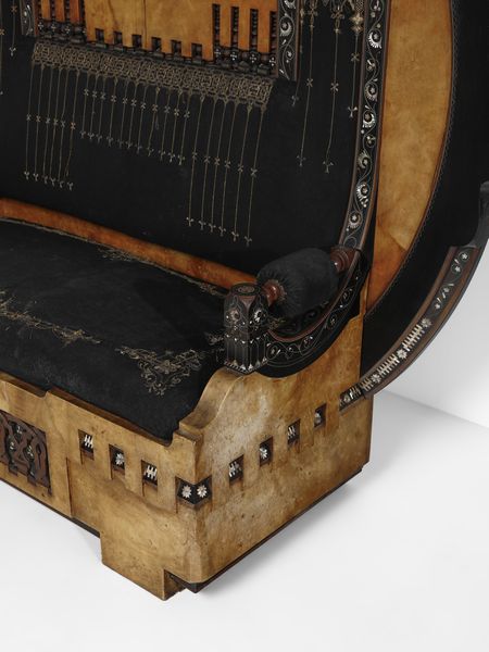 QUARTI EUGENIO (1867 - 1929) : Divanetto Neo-Orientalista con grande testata circolare con specchio  - Asta Asta 523 | DESIGN E ARTI DECORATIVE DEL NOVECENTO Tradizionale - Associazione Nazionale - Case d'Asta italiane