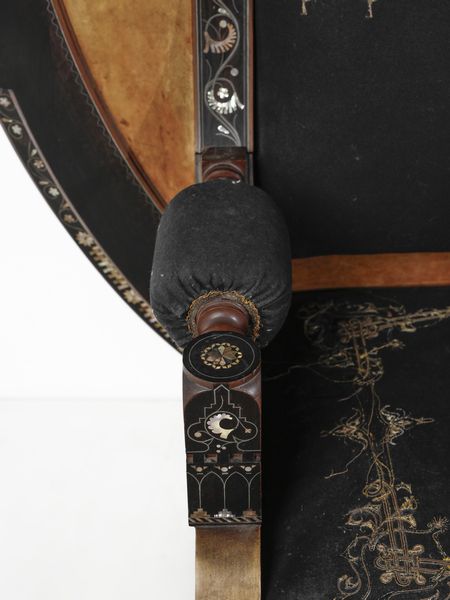 QUARTI EUGENIO (1867 - 1929) : Divanetto Neo-Orientalista con grande testata circolare con specchio  - Asta Asta 523 | DESIGN E ARTI DECORATIVE DEL NOVECENTO Tradizionale - Associazione Nazionale - Case d'Asta italiane