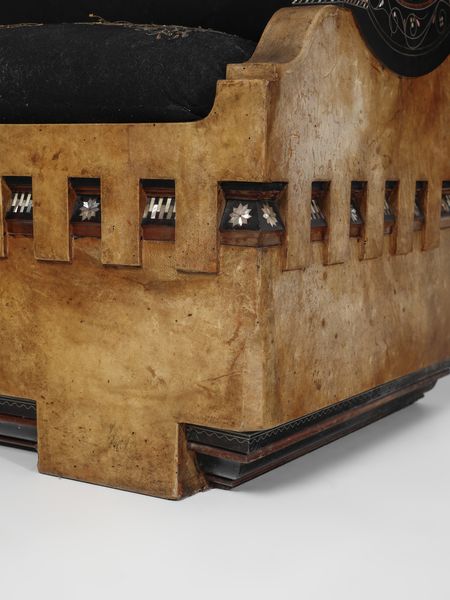 QUARTI EUGENIO (1867 - 1929) : Divanetto Neo-Orientalista con grande testata circolare con specchio  - Asta Asta 523 | DESIGN E ARTI DECORATIVE DEL NOVECENTO Tradizionale - Associazione Nazionale - Case d'Asta italiane