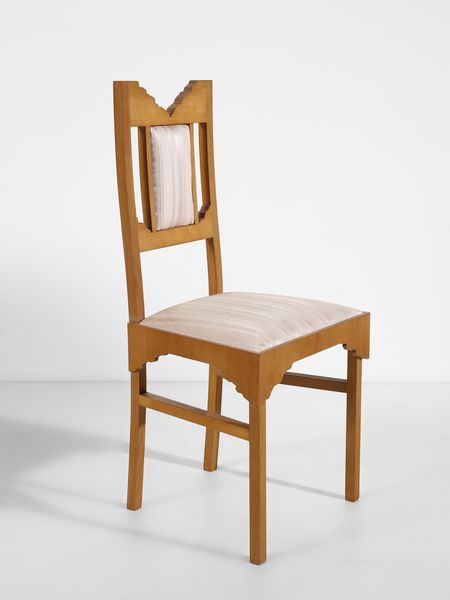 LA PIETRA UGO (n. 1938) : Tavolo e quattro sedie della serie Breccia, esecuzione F.lli Lanza, Cerea (VR)  - Asta Asta 523 | DESIGN E ARTI DECORATIVE DEL NOVECENTO Tradizionale - Associazione Nazionale - Case d'Asta italiane