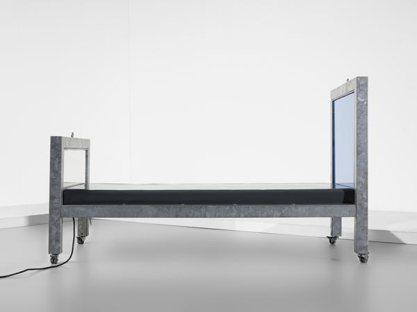 ACCONCI VITO (1940 - 2017) : Typical bed Letto singolo su ruote per Mirabili, Prato  - Asta Asta 523 | DESIGN E ARTI DECORATIVE DEL NOVECENTO Tradizionale - Associazione Nazionale - Case d'Asta italiane