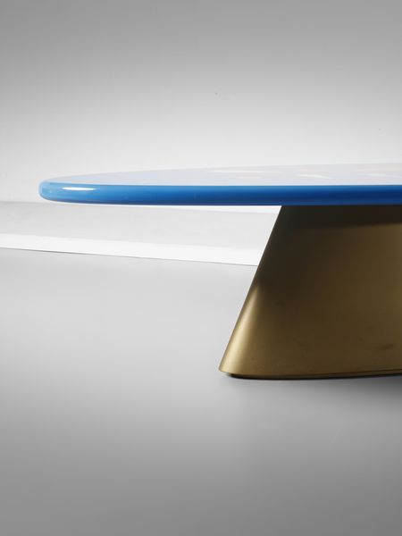 MENDINI ALESSANDRO (1931 - 2019) : Oriented Grande tavolo con piano ovale e gamba centrale ovoidale  - Asta Asta 523 | DESIGN E ARTI DECORATIVE DEL NOVECENTO Tradizionale - Associazione Nazionale - Case d'Asta italiane