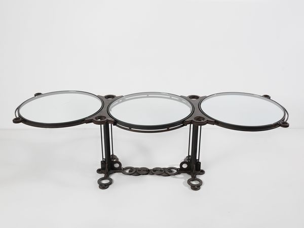 FALLANI ROBERTO  (n. 1937) : Tavolo/scrivania Tre Cerchi  - Asta Asta 523 | DESIGN E ARTI DECORATIVE DEL NOVECENTO Tradizionale - Associazione Nazionale - Case d'Asta italiane