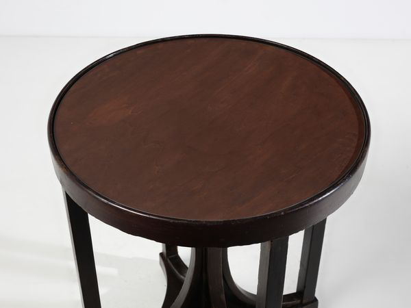 HOFFMANN JOSEF (1870 - 1956) : Tavolo da salotto della serie 428 per Jacob & Josef  Kohn, Vienna  - Asta Asta 523 | DESIGN E ARTI DECORATIVE DEL NOVECENTO Tradizionale - Associazione Nazionale - Case d'Asta italiane