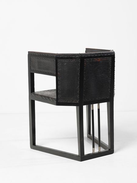 HOFFMANN JOSEF (1870 - 1956) : Poltroncina a pozzetto poligonale  - Asta Asta 523 | DESIGN E ARTI DECORATIVE DEL NOVECENTO Tradizionale - Associazione Nazionale - Case d'Asta italiane