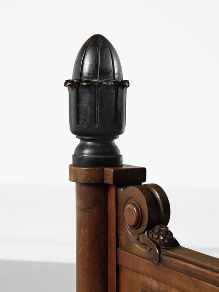 CHINI TITO (1898 - 1947) : attribuito. Letto con testata dipinta con anfora, fanciulli e motivi naturalistici  - Asta Asta 523 | DESIGN E ARTI DECORATIVE DEL NOVECENTO Tradizionale - Associazione Nazionale - Case d'Asta italiane