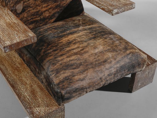 Comte : Elephant Chairs Coppia di poltrone, Bariloche  - Asta Asta 523 | DESIGN E ARTI DECORATIVE DEL NOVECENTO Tradizionale - Associazione Nazionale - Case d'Asta italiane