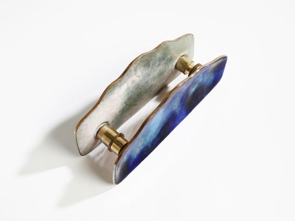 DE POLI PAOLO (1905 - 1996) : Coppia di maniglioni mod. 1360/2 per VIS, Padova  - Asta Asta 523 | DESIGN E ARTI DECORATIVE DEL NOVECENTO Tradizionale - Associazione Nazionale - Case d'Asta italiane