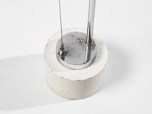 LELII ANGELO (1911 - 1979) : Lampada da terra mod. 14069 Filo Sfera per Arredoluce, Monza  - Asta Asta 523 | DESIGN E ARTI DECORATIVE DEL NOVECENTO Tradizionale - Associazione Nazionale - Case d'Asta italiane