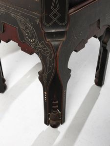 QUARTI EUGENIO (1867 - 1929) : Quattro sedie Neo-Orientaliste  - Asta Asta 523 | DESIGN E ARTI DECORATIVE DEL NOVECENTO Tradizionale - Associazione Nazionale - Case d'Asta italiane