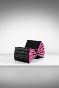 PARESCHI GIANNI (1940 - 2017) - Poltrona mod. Poltrona Libro per Busnelli, Misinto