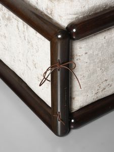 SCARPA CARLO (1906 - 1978) : Divano a tre posti e poltrona mod. Cornaro per Simon, San Lazzaro di Savena  - Asta Asta 523 | DESIGN E ARTI DECORATIVE DEL NOVECENTO Tradizionale - Associazione Nazionale - Case d'Asta italiane