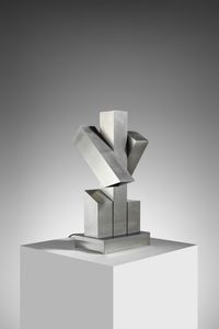 GANDINI INNOCENTO (n. 1941) - Lampada da tavolo-scultura mod. 14098 per Arredoluce, Monza