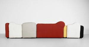 PESCE GAETANO (1939 - 2024) : Serie di sedute dal disegno informale mod. Cannaregio (4 moduli) per Cassina, Meda  - Asta Asta 523 | DESIGN E ARTI DECORATIVE DEL NOVECENTO Tradizionale - Associazione Nazionale - Case d'Asta italiane