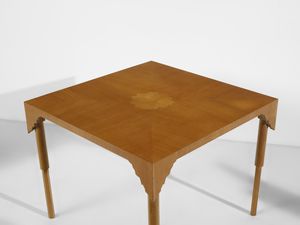 LA PIETRA UGO (n. 1938) : Tavolo e quattro sedie della serie Breccia, esecuzione F.lli Lanza, Cerea (VR)  - Asta Asta 523 | DESIGN E ARTI DECORATIVE DEL NOVECENTO Tradizionale - Associazione Nazionale - Case d'Asta italiane