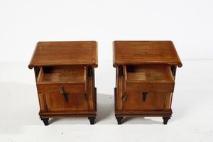 CHINI TITO (1898 - 1947) : attribuito. Com a quattro cassetti e coppia di comodini  - Asta Asta 523 | DESIGN E ARTI DECORATIVE DEL NOVECENTO Tradizionale - Associazione Nazionale - Case d'Asta italiane