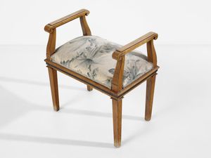 CHINI TITO (1898 - 1947) : attribuito. Mobile da toeletta con specchiera basculante unito a sgabello  - Asta Asta 523 | DESIGN E ARTI DECORATIVE DEL NOVECENTO Tradizionale - Associazione Nazionale - Case d'Asta italiane