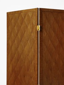 Comte : Paravento a tre ante realizzato su ispirazione dei modelli di Jean-Michel Frank, Bariloche  - Asta Asta 523 | DESIGN E ARTI DECORATIVE DEL NOVECENTO Tradizionale - Associazione Nazionale - Case d'Asta italiane