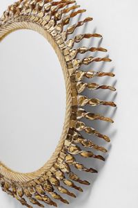 VAUTRIN LINE (1913 - 1997) : Soleil Torsade Specchio da parete  - Asta Asta 523 | DESIGN E ARTI DECORATIVE DEL NOVECENTO Tradizionale - Associazione Nazionale - Case d'Asta italiane