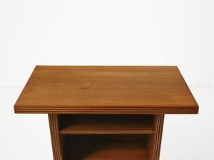 PONTI GIO (1891 - 1979) : Mobiletto con ripiani a giorno  - Asta Asta 523 | DESIGN E ARTI DECORATIVE DEL NOVECENTO Tradizionale - Associazione Nazionale - Case d'Asta italiane