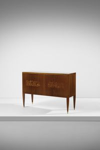 BUFFA PAOLO (1903 - 1970) - Credenza a due ante con fronti intarsiati con motivi naturalistici, esecuzione Serafino Arrighi, Cant