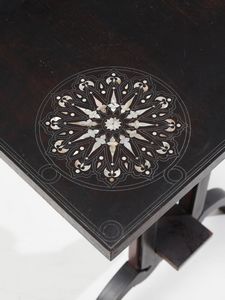 QUARTI EUGENIO (1867 - 1929) : Tavolino Neo-Orientalista  - Asta Asta 523 | DESIGN E ARTI DECORATIVE DEL NOVECENTO Tradizionale - Associazione Nazionale - Case d'Asta italiane